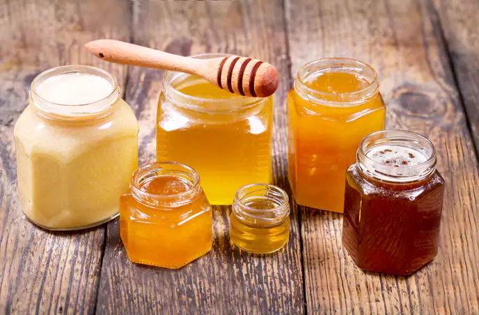 Raw, organic and pure honey - Attar Khan